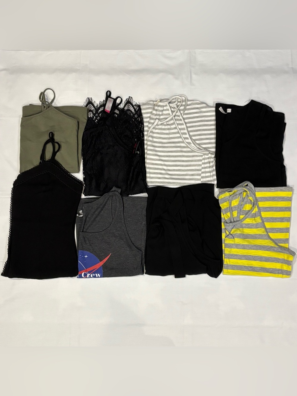 Lot Of 8 Women’s Tank Tops Medium Large Mix Summer Y2K Lace Graphic Basics Cami